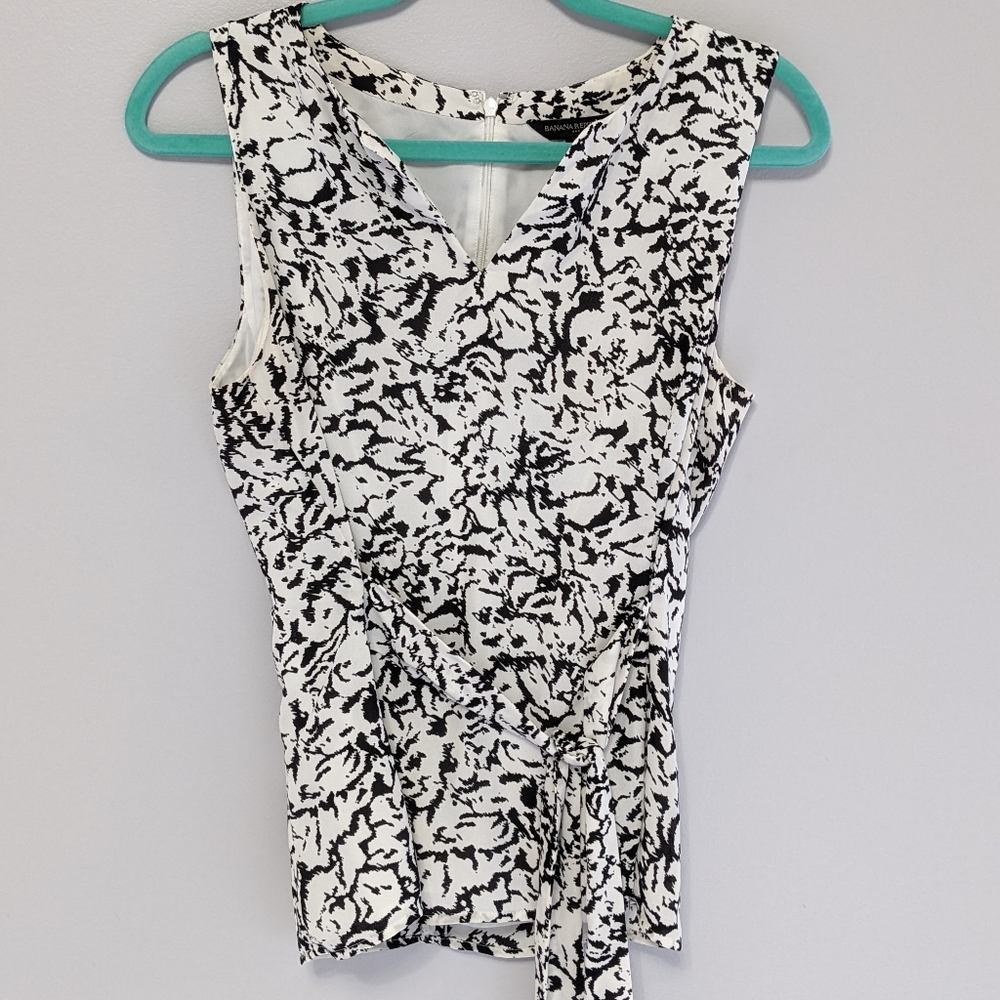 3 for 30 - BANANA REPUBLIC - Blouse with Tie Detail